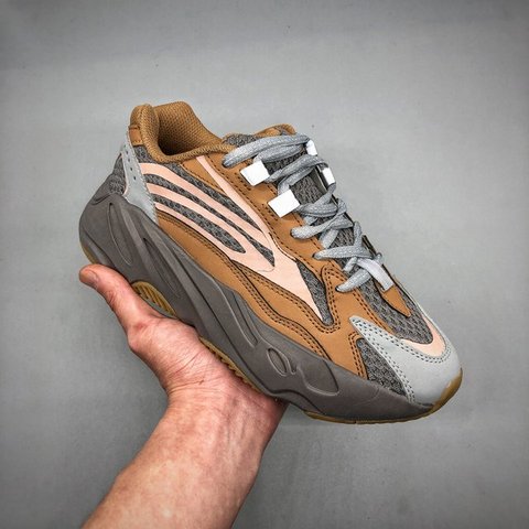 Adidas Yeezy Boost 700 V2-6